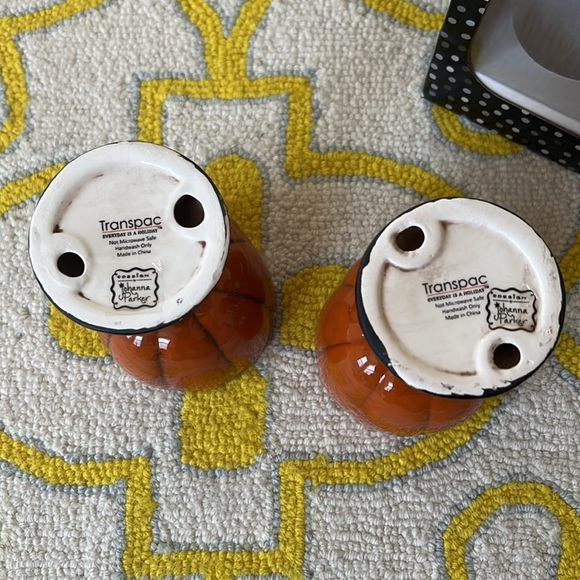 NIB 2022 JP Pumpkin Goblets - Picture 5 of 6